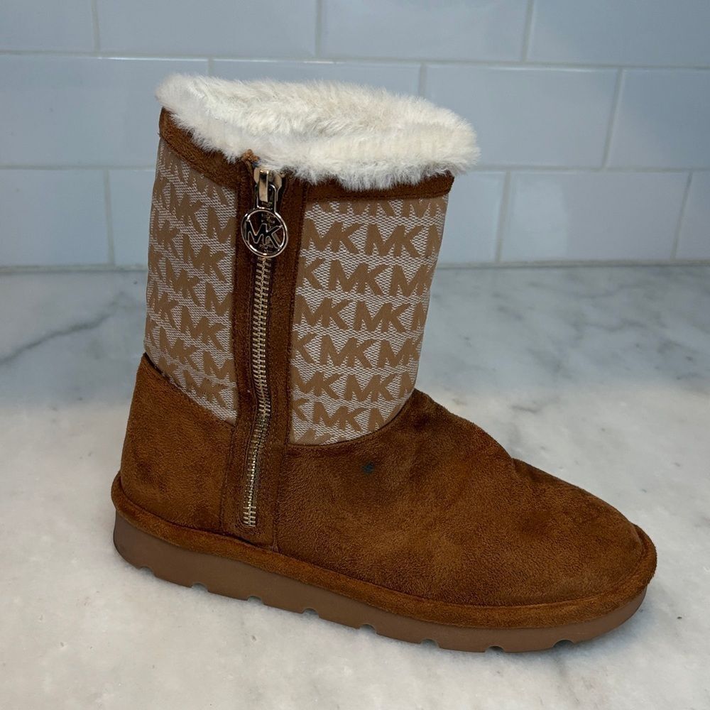 Michael Kors Boots Suede Tan Signature Logo Winter Shoes Designer - Picture 10 of 16